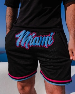 Pantalones cortos de gimnasio de marca personalizada para hombre, ropa de calle de estilo informal Vintage, malla de poliéster ecológica, tallas XS XXS, transpirables y cómodos - Product Image 1