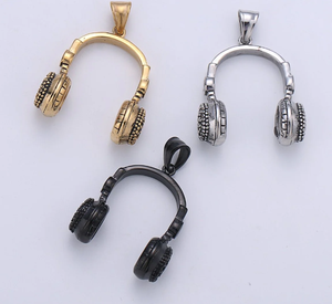 Collier Hip Hop de Qualité Supérieure Certifié en Alliage de Zinc Plaqué Or et Argent avec Pendentif Diamant et Chaîne Cordon, Style Iced Rapper - Product Image 3