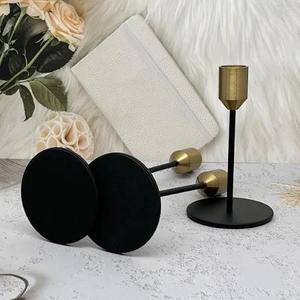 Candelabro de Hierro Negro Mate Hecho a Mano con 3 Copas de Latón Duraderas, Resistente al Óxido, Ecológico y Elegante para la Sala de Estar - Product Image 2