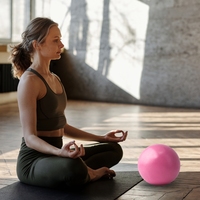 Bola Yoga Mini Pilates PVC 20cm Grosir - Tahan Lama Anti-Pecah Ukuran Kustom untuk Latihan Inti & Kebugaran