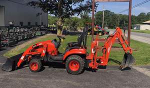 Tractor de Ruedas Kioti CS2510 de 2017 con Motor de 25HP, Usado, con Retroexcavadora y Cargador Frontal, Origen Estadounidense - Product Image 6