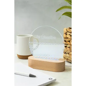 Trophées, médailles et plaques LED personnalisés Woodify, produits en bois faits à la main pour le merchandising - Product Image 5