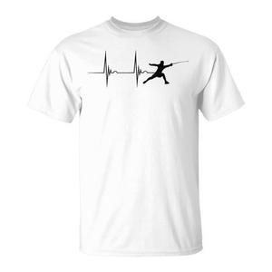 T-shirt promotionnel de sport de combat d'escrime avec motif unique, motif ECG de battement cardiaque et motif d'escrime à l'fléchette - Product Image 1