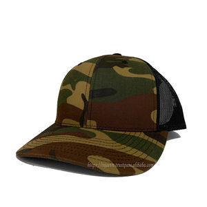 Casquettes de camionneur camouflage personnalisées de haute qualité Chapeaux de camionneur en maille brodés personnalisés Casquettes de sport en gros - Product Image 2