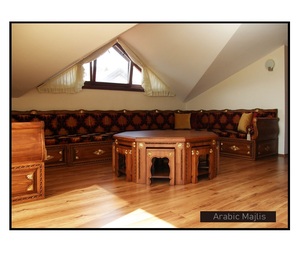 Diseño interior árabe Majlis, diseño clásico moderno, elegante conjunto de sala de estar, asientos de esquina de lujo, diseño que ahorra espacio - Product Image 1