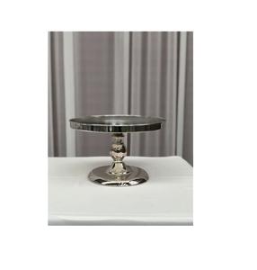 Présentoir à gâteaux en aluminium exquis avec une finition antique, idéal pour les mariages de luxe, les fêtes haut de gamme et les buffets élégants - Product Image 6
