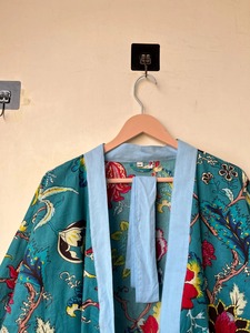 Robe kimono en coton, imprimé floral bohème, vêtement de nuit d'été, robe en coton pur, col en V, longueur genou, robe de demoiselle d'honneur écologique, kimono - Product Image 2