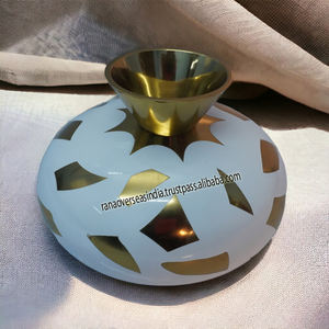 Florero de Metal de nuevo diseño de alta calidad de fabricante indio para decoraciones del hogar decoraciones de boda decoraciones para eventos - Product Image 3