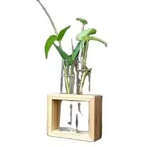 Vase en bois avec tube en verre, élégant pot à fleurs en tube à essai pour la décoration moderne de la maison, présentoir de fleurs de table et utilisation décorative intérieure - Product Image 2