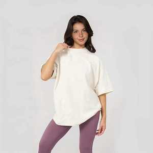 T-shirts en coton 100% pour femmes Summer Plain Blank Knitted Fabric Loose Fit Casual Wear T-Shirt imprimé pour femmes Plain Dyed 2025 - Product Image 4