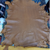 Peau de mouton véritable personnalisée de haute qualité cache le vrai cuir de peau de mouton d'agneau grain supérieur de finition souple pour les vêtements