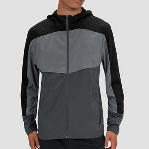 Conjunto de pantalones cortos cortavientos de la mejor calidad, venta al por mayor, chándal cortavientos personalizado para hombre, chaqueta impermeable y pantalones cortos, chándal de dos piezas - Product Image 4