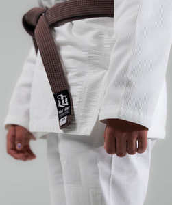 Jiu Jitsu Gi rentable pour les femmes vêtements d'arts martiaux brodés directs pantalon de veste en tissage de perles 290 GSM pantalon Ripstop Gis - Product Image 6