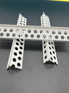 Profilé d'angle en PVC de bonne qualité et de couleur blanche avec maille en fibre de verre pour <span class=keywords><strong>les</strong></span> coins des murs - Product Image 2