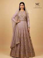 Lehenga/Maxi prêt-à-porter pour femmes, design prêt-à-porter pour mariage, Lehenga/Maxi prêt-à-porter brodé, tenue de mariage prêt-à-porter