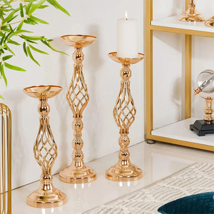 Bougeoir décoratif en laiton - Product Image 1
