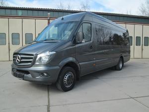 Mercedes-Benz Sprinter 519 con Motore Turbo, Trasmissione Automatica, Motore a Combustione Interna, Fari LED, Pneumatici R17 - Product Image 2