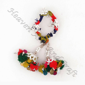 Colmillos de borlas de algodón, Banjara, Vintage, hecho a mano - Product Image 2
