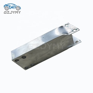 2136201600 pièces automobiles support de renfort de pare-chocs avant droit plastique ABS Style <span class=keywords><strong>AMG</strong></span> pour mercedes-benz W213 classe E 2016-2021 - Product Image 4