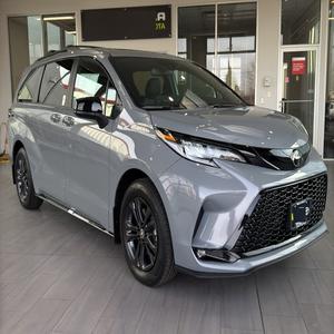 Prêt à être expédié – Toyota Sienna XSE 2025, 7 places, transmission intégrale, toutes options, titre propre, véhicule d'occasion - Product Image 1