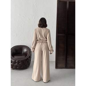 Blusas de Pana para Mujer Topshow, Colección de Camisas Elegantes al por Mayor - Product Image 4