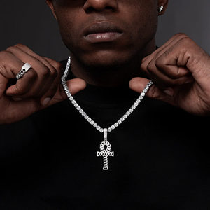 จี้โลหะผสมแบบ 3 มิติ ประดับเพชร CZ เต็มตัว ชุบโรเดียม สำหรับผู้ชาย สไตล์ฮิปฮอป ออกแบบได้ตามต้องการ - Product Image 1