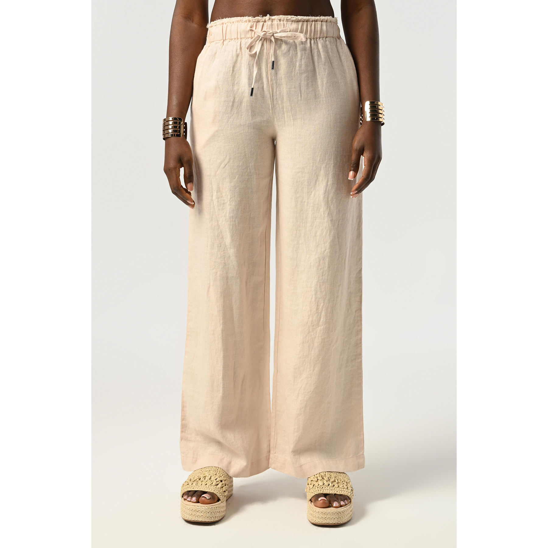 สีเบจอ่อน