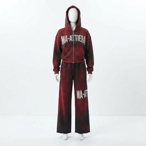Conjunto de dos piezas para mujer: Sudadera corta con cremallera y pantalones deportivos de pierna ancha con efecto degradado y pedrería - Product Image 4
