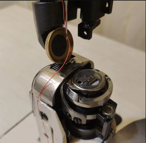 Máquina de Coser Industrial Golden Wheel CS-8810 de Calidad con Mango de Plástico, Personalización OEM, Grado DIY para Uso de Alto Rendimiento - Product Image 4