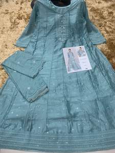 Nouvelle robe longue Anarkali de Style pakistanais indien traditionnel avec concepteur de broderie Dupatta manches longues pour les femmes Pishwas - Product Image 3