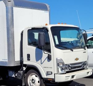 Camionetas Chevrolet L.C.F 4500HG Regular Cab 4x2 Wabash Box Truck, las Más Vendidas del 2024 - Product Image 1