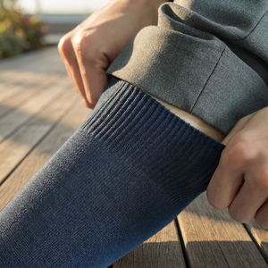 Chaussettes professionnelles confortables et simples pour hommes, en coton doux, durables pour une semaine entière, tricotage double cylindre - Product Image 1