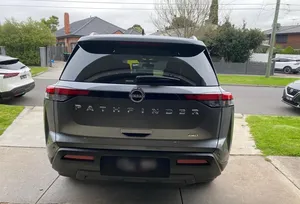 2023 <strong>Nissan</strong> <strong>Pathfinder</strong> SUV (RHD) Used Light Interior Turbo 4L 8L Gas/Petrol Engine FWD Aspire Model R18 <strong>Tires</strong> Roof Rack Rear