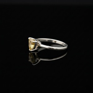 แหวนเงินแท้ 925 สไตล์คริสเตียน ประดับด้วยหินควอตซ์สีเหลืองน้ำผึ้งทรงทริลเลียน สำหรับงานหมั้นและงานแต่งงาน กำลังเป็นที่นิยม - Product Image 3