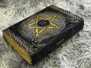 Agate sur mesure écrire votre histoire de luxe en cuir gaufré journaux carnet de notes. Idéal pour les cadeaux et l'utilisation personnelle - Product Image 4