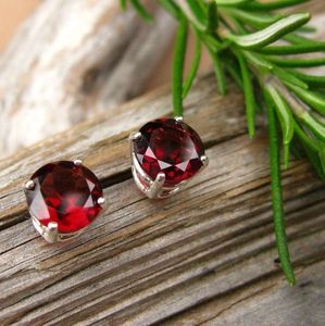 Boucles d'oreilles en argent sterling 925 faites à la main avec grenat naturel bijoux à la mode pour cadeau de fête d'anniversaire - Product Image 4