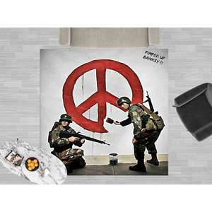 Alfombra con Diseño de Graffiti Art Banksy Soldier, Alfombra Antideslizante Impresa, con Pelo Suave - Product Image 1