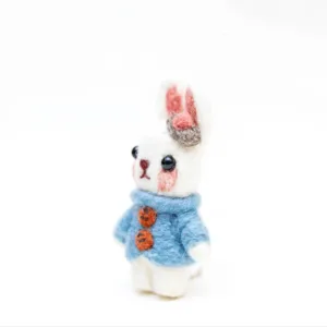 玩具总动员兔子毛毡毛绒玩具男女通用动物角色，适合0-7岁