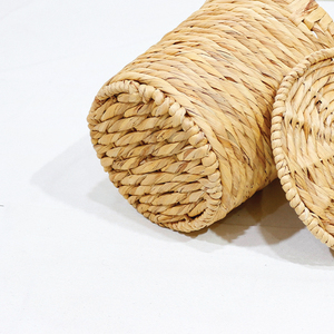 Panier de rangement en fibre naturelle tressé à la main Artex Dong Thap avec couvercle rond - Product Image 6