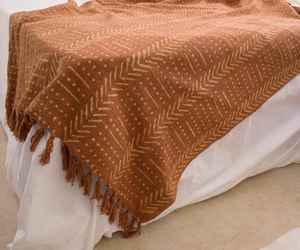 Jeté de fête tissé à rayures avec franges et pompons, 100% coton, utilisation quatre saisons - Product Image 6