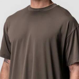 Camiseta de entrenamiento de gran tamaño marrón Camiseta de gimnasio de rendimiento Camiseta de entrenamiento atlético de secado rápido antimicrobiano que absorbe el sudor - Product Image 6