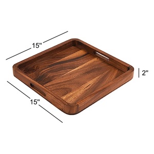 Bandeja cuadrada de madera premium para servir y organizar con bordes elevados y asas de fácil agarre para almacenamiento en la cocina y decoración del hogar. - Product Image 3