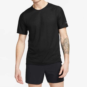 T-shirt tricoté avec lettrage pour homme - Product Image 2