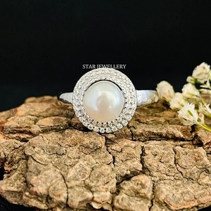 Bague de fiançailles Halo diamant naturel et perle en or massif 14K, bague Halo diamant naturel taillé diamant et perle - Product Image 3