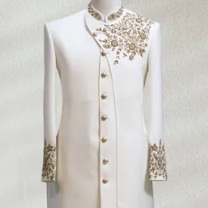 丝绸面料白色雪尔瓦尼上的NEW---ELEGANT刺绣 & 也用于搭配婚纱的鞋子 @ 2024