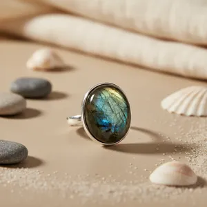 Anillo de Plata 925 para Hombre con Granate de Corte Ovalado, Engaste en Bisel, Estilo Bohemia, Hipoalergénico, Resistente al Deslustre, Anillo de Declaración con Colores Vibrantes - Product Image 2