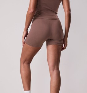 Venta caliente cómoda ropa deportiva de Color sólido para mujer fuera de la puerta Fitness transpirable ropa de entrenamiento de gimnasio pantalones cortos de mujer - Product Image 3