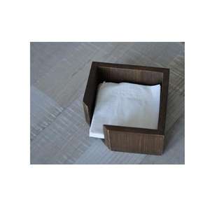 ที่ใส่กระดาษทิชชู่ทำมือเซรามิกสำหรับห้องนอนห้องรับประทานอาหารและห้องนั่งเล่นที่ตกแต่งอย่างเรียบหรูและสร้างด้วยคุณภาพที่ทนทานเหนือกาลเวลา - Product Image 1