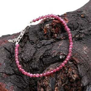 Bracelet en argent sterling rubis rouge pour femmes à la mode beaux bijoux en pierres précieuses avec chaîne pour mariage et fêtes idée cadeau - Product Image 1