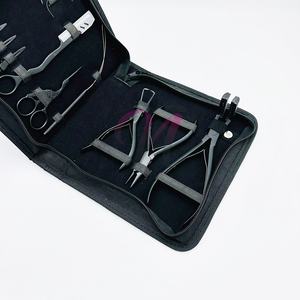 ชุดเครื่องมือสำหรับการต่อผมแบบเคลือบผงสีดำด้านพร้อมโลโก้ที่กำหนดเอง - Product Image 5